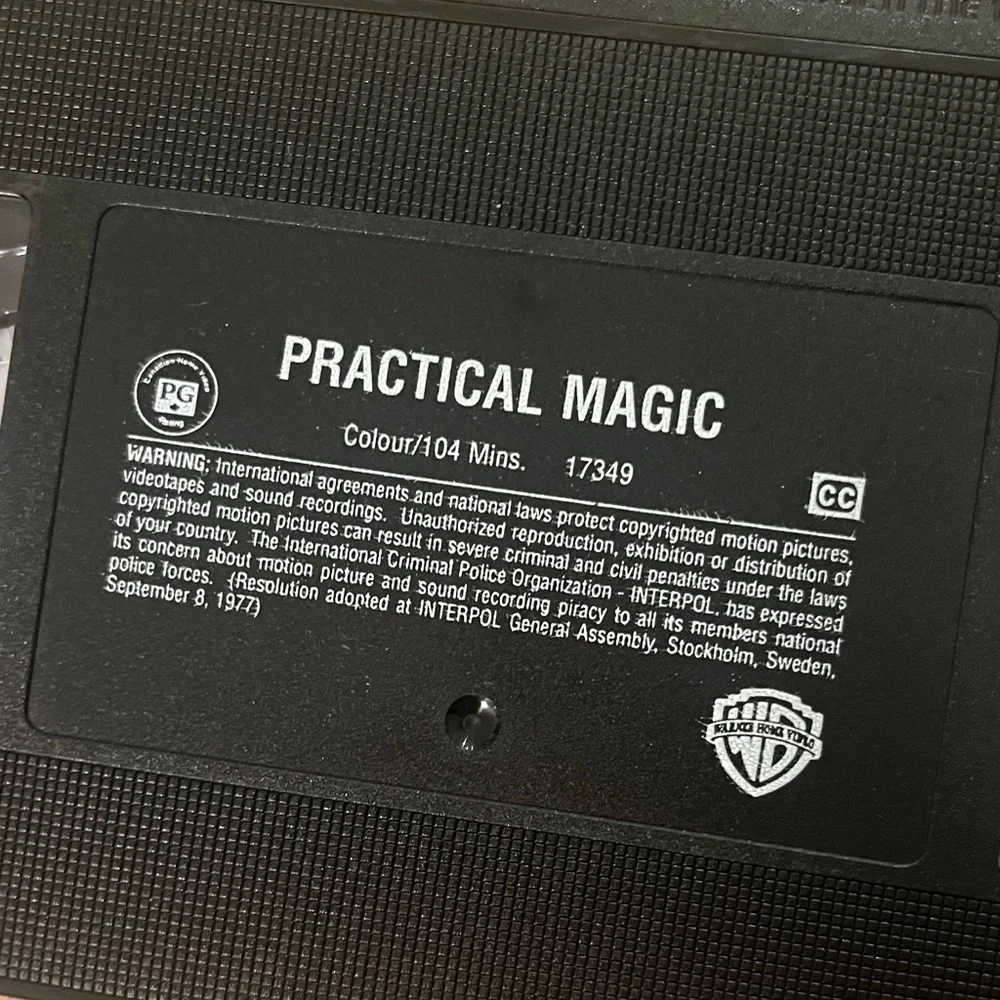 Practical Magic VHS ⬇️ - Picture 3 of 3